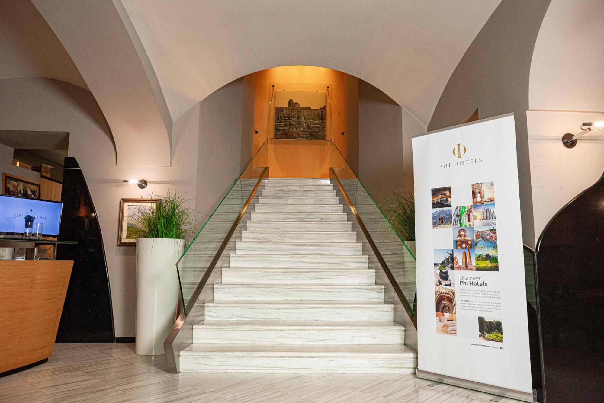 Phi Hotel Principe Cuneo Luaran gambar