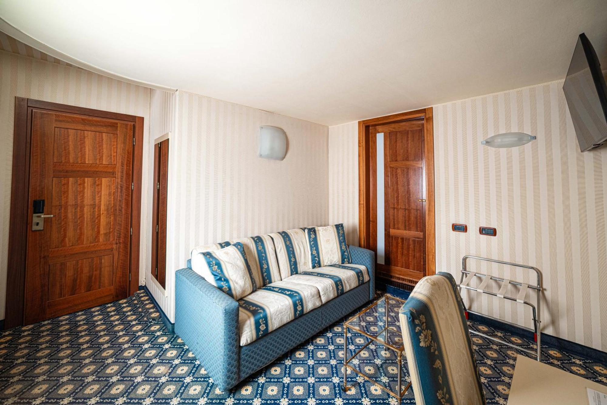 Phi Hotel Principe Cuneo Luaran gambar