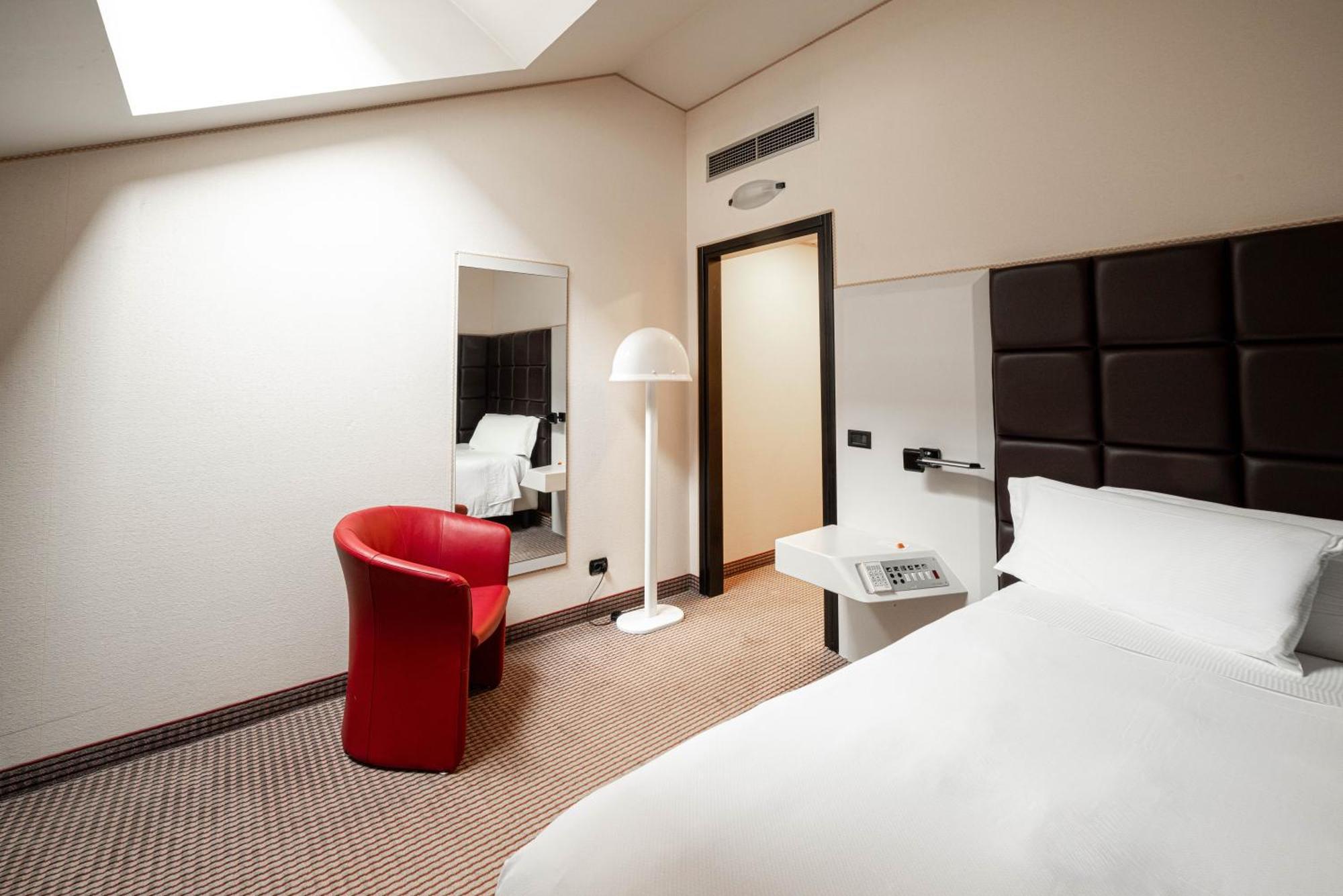 Phi Hotel Principe Cuneo Luaran gambar