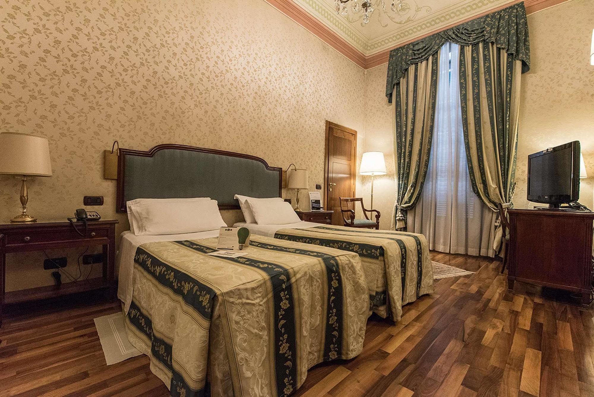 Phi Hotel Principe Cuneo Luaran gambar