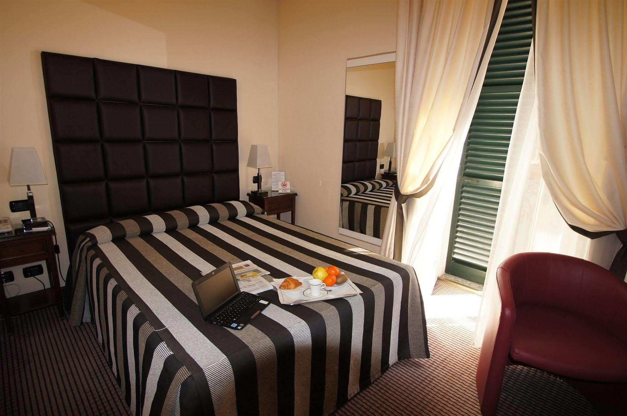 Phi Hotel Principe Cuneo Luaran gambar